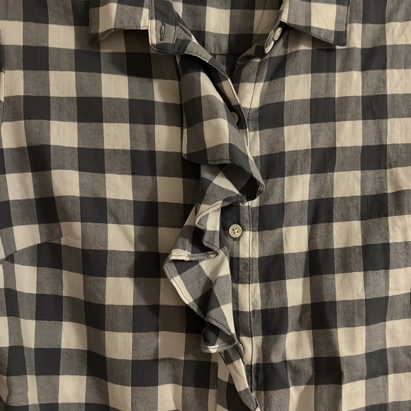 Banana republic button down - Picture 2 of 4